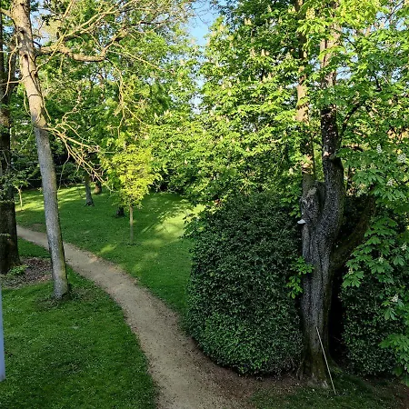 Ghia Bed & Breakfast 3*