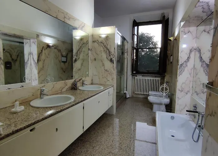 Oda ve Kahvaltı Ghia Parma